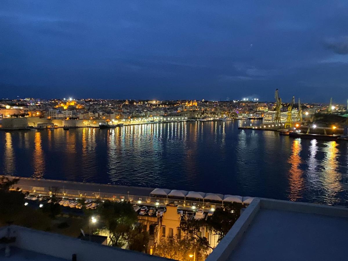 Tritoni Valletta Boutique Hotel Il-Furjana Luaran gambar