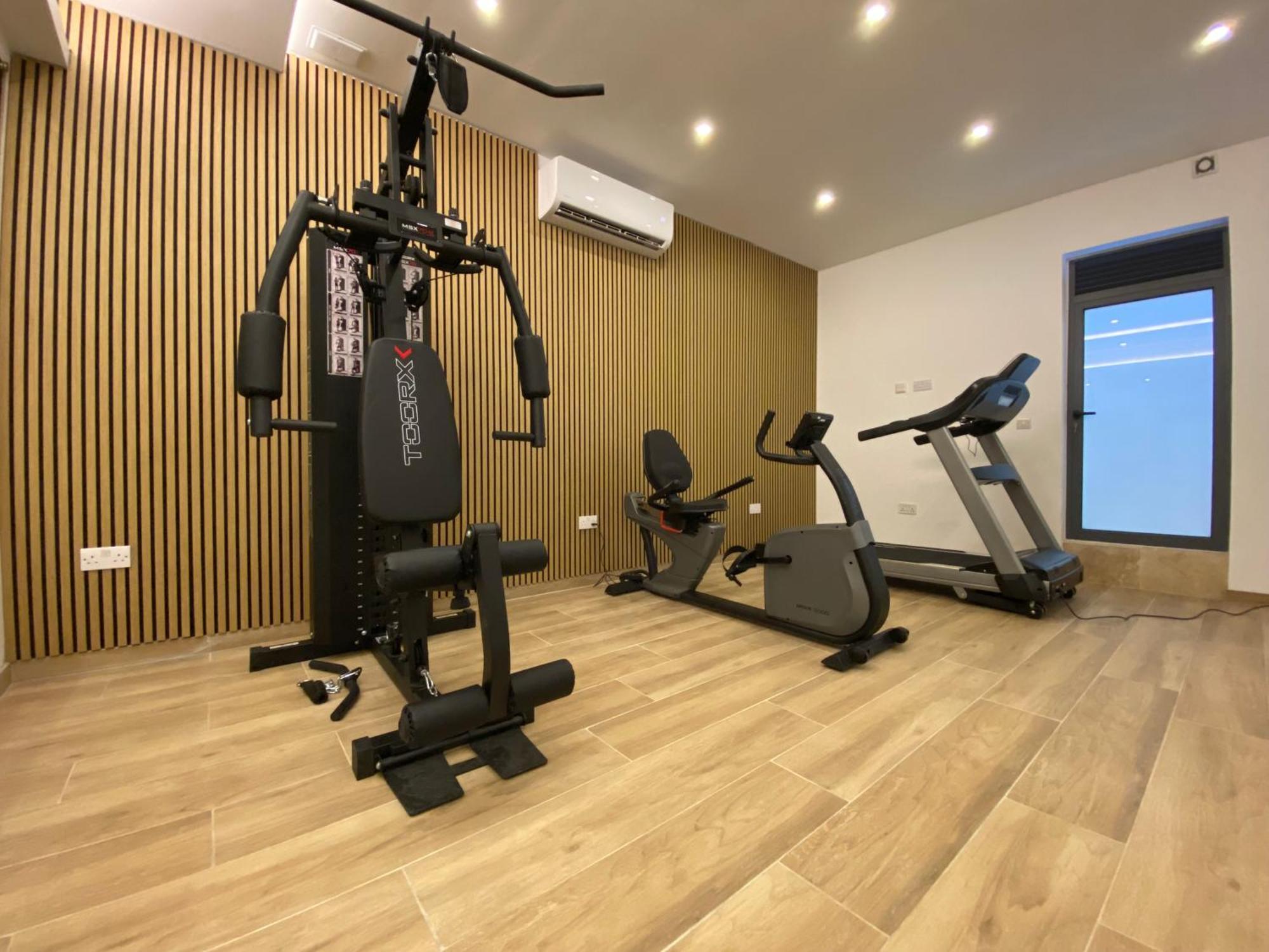 Tritoni Valletta Boutique Hotel Il-Furjana Luaran gambar
