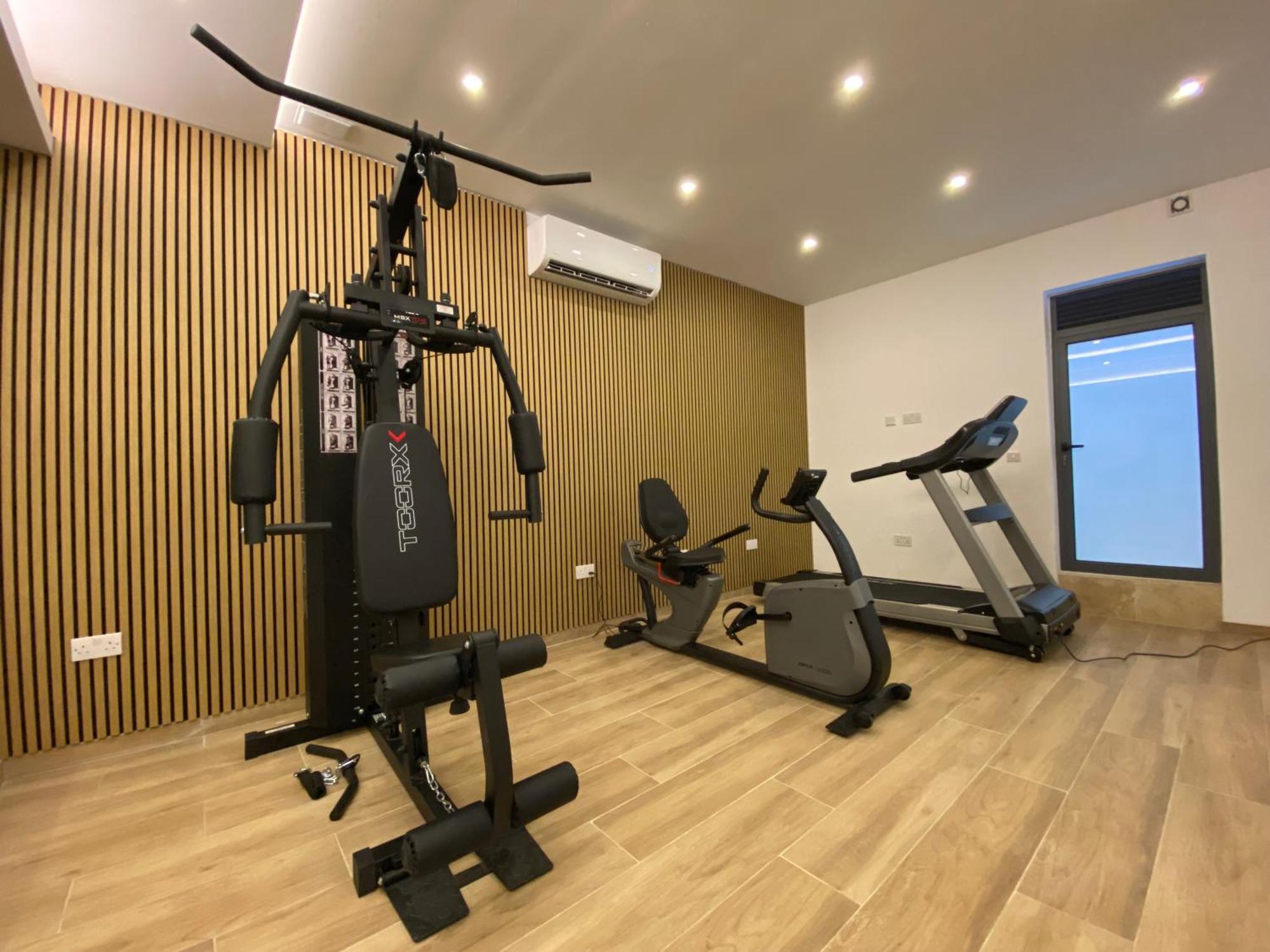Tritoni Valletta Boutique Hotel Il-Furjana Luaran gambar