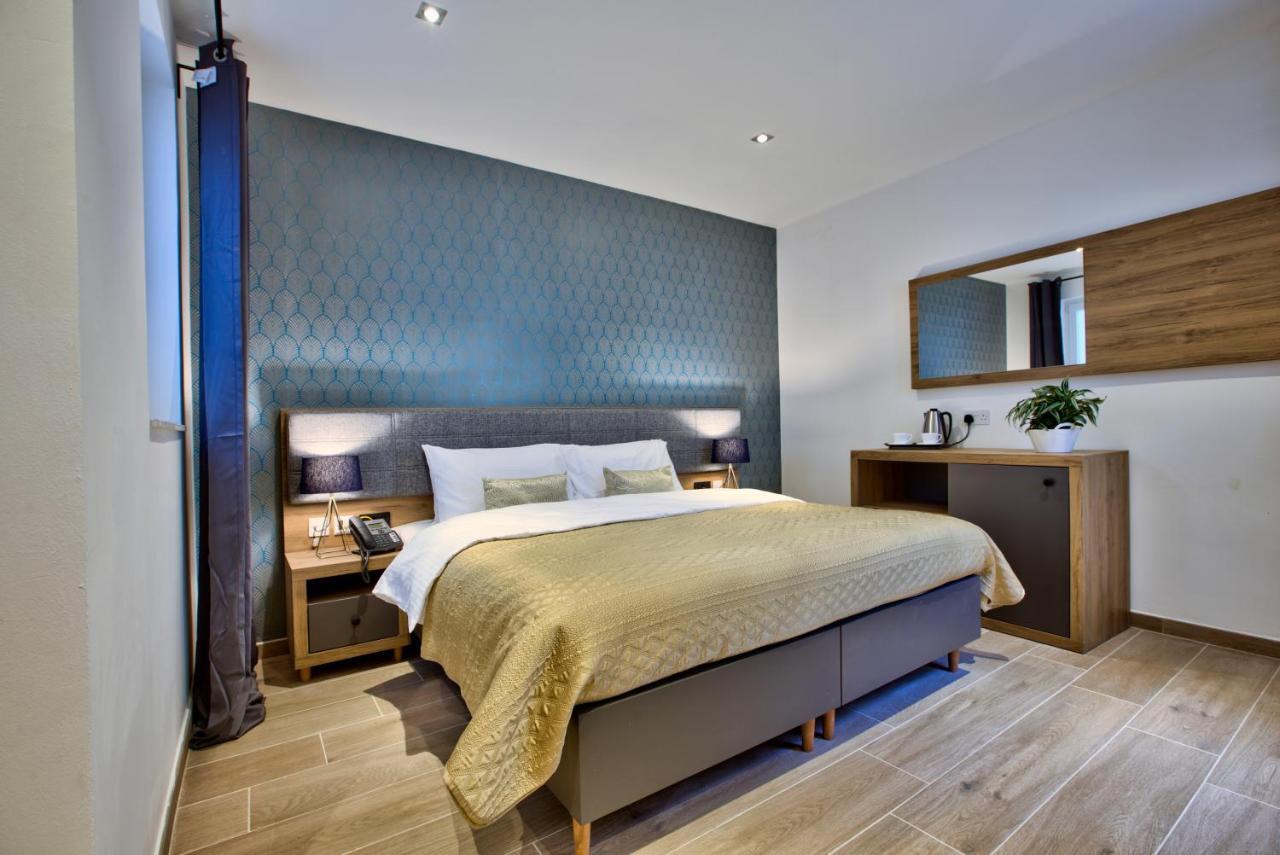 Tritoni Valletta Boutique Hotel Il-Furjana Luaran gambar