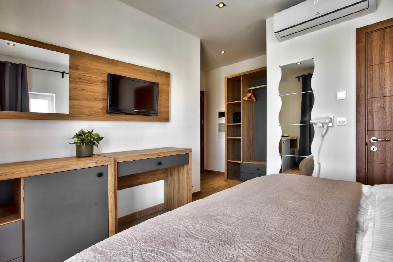Tritoni Valletta Boutique Hotel Il-Furjana Luaran gambar