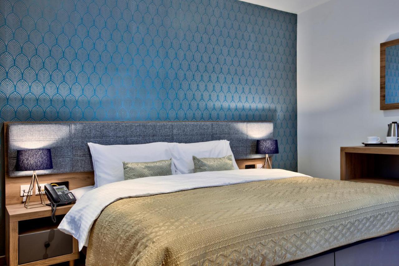 Tritoni Valletta Boutique Hotel Il-Furjana Luaran gambar